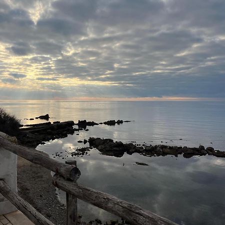 Al Chiaro Di Luna Resort Borgo Pantano Bagian luar foto