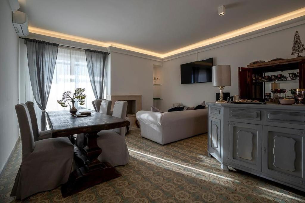 Al Chiaro Di Luna Resort Borgo Pantano Bagian luar foto